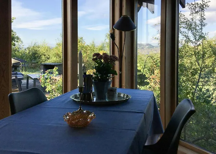 Charming Artist's With Sea View Near Bergen Ferienhaus *