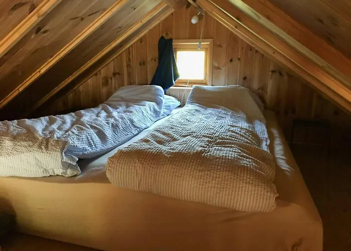 Charming Artist's With Sea View Near Bergen *