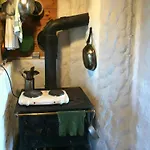 Charming Artist's With Sea View Near Bergen *